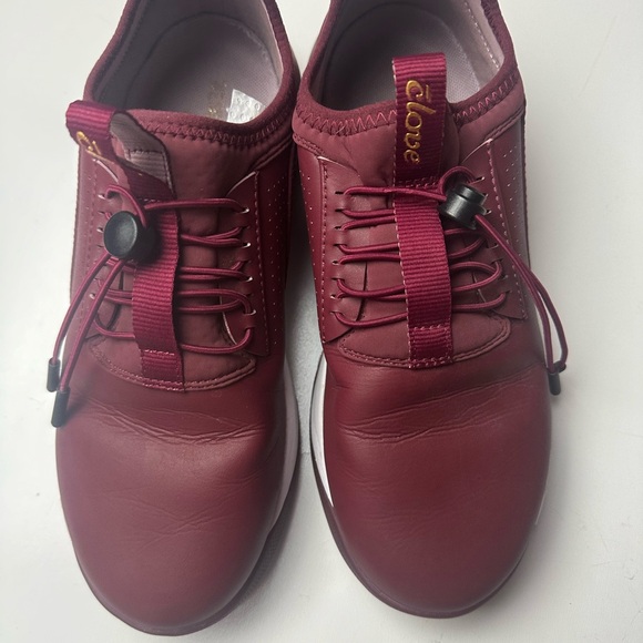 Clove Classic Healthcare Corino Fabric Sneakers Limited Edition Royal Maroon 8.5 - Picture 13 of 16